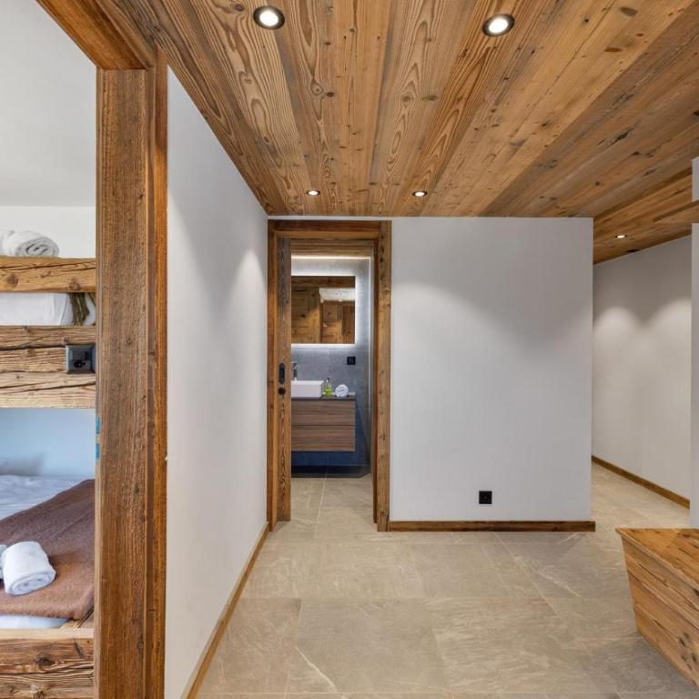 Chalet Le Reve Cinema room Jacuzzi - Chalet - 6
