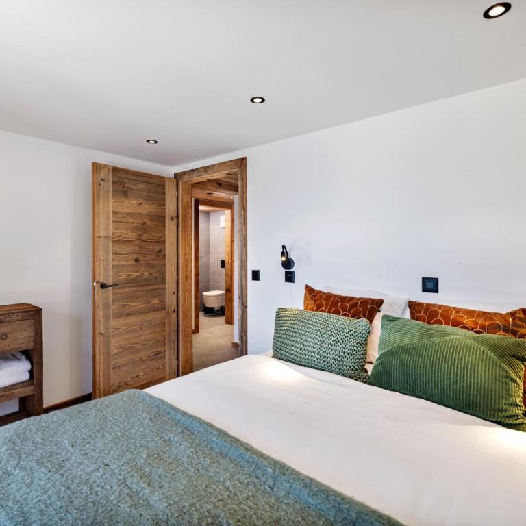 Chalet Le Reve Cinema room Jacuzzi - Chalet - 11