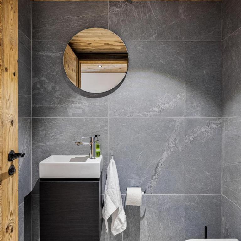 Chalet Le Reve Cinema room Jacuzzi - Chalet - 15