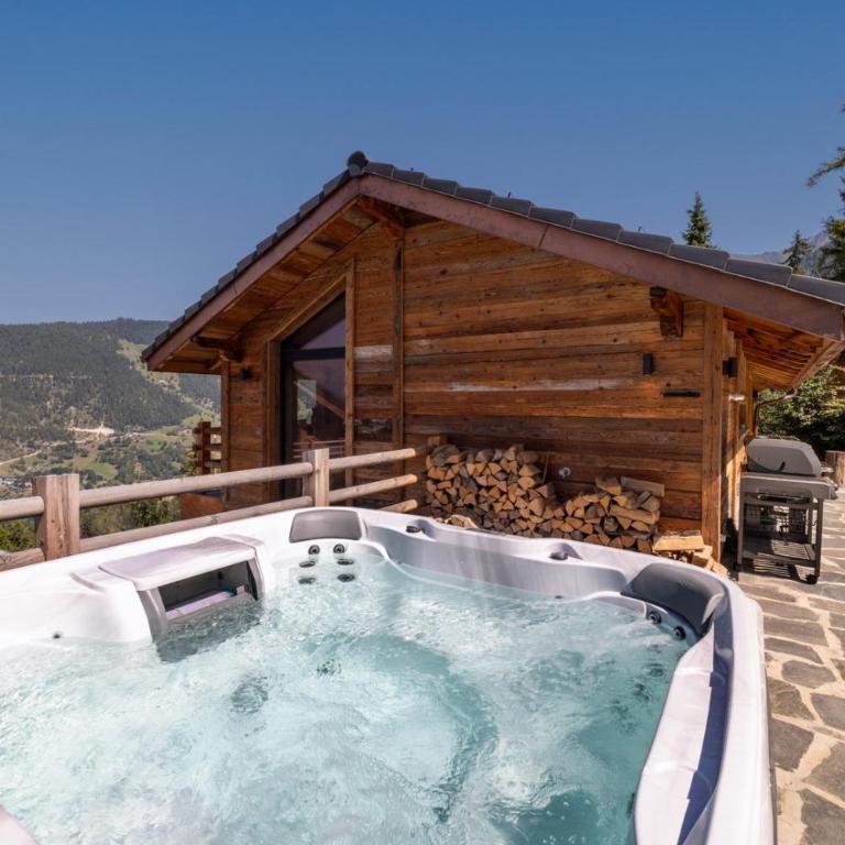 Chalet Le Reve Cinema room Jacuzzi - Chalet - 21