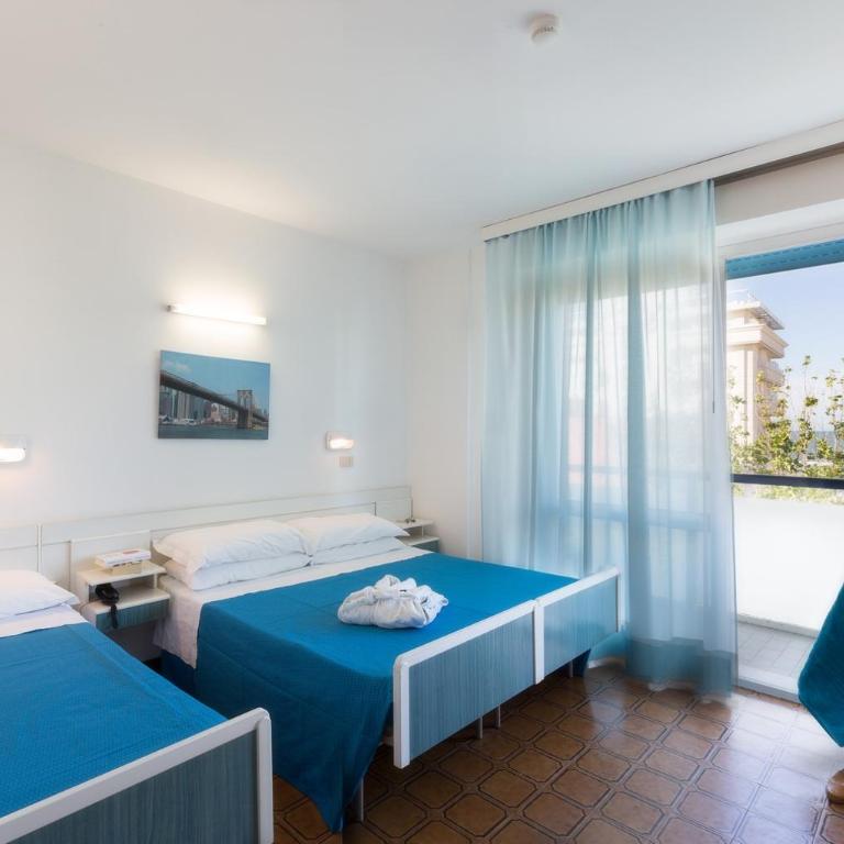 Hotel Taunus - Vista Mare - Triple Room with Balcony - 5
