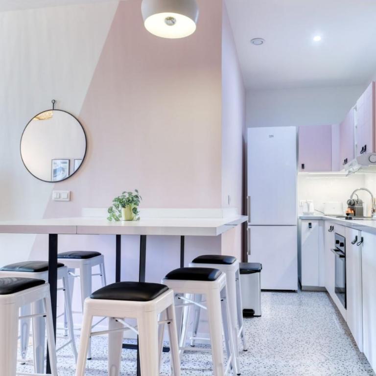 Pink Design 2BDR Flat in the Heart of Bastille - Appartement - 9