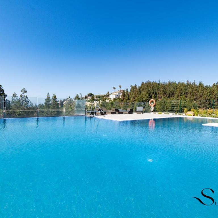 Luxury 2 Bedroom Apartment, Pools, Sauna, Gym & More - Apartamento Deluxe de 2 dormitorios con vistas al jardín - 48