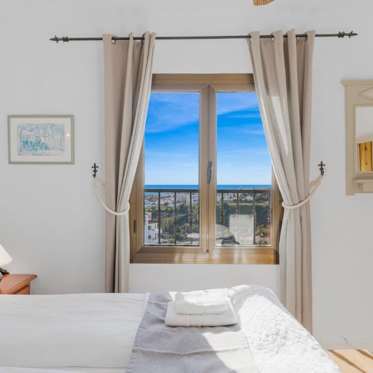 Panoramic terrace pool by Costarentals - Ref 129 - Three-Bedroom Apartment - 22