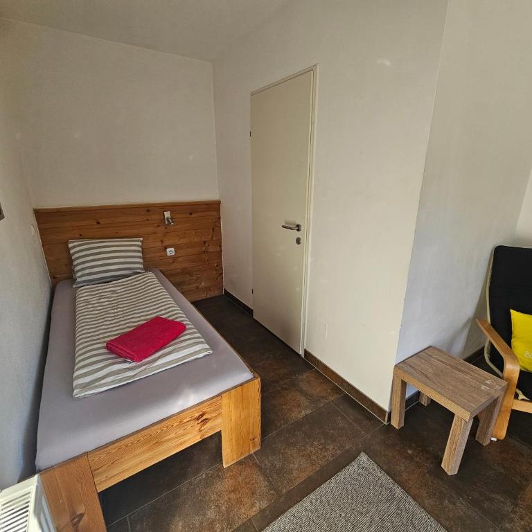 Karawanken Lodge - Einzelzimmer mit Bad - 7