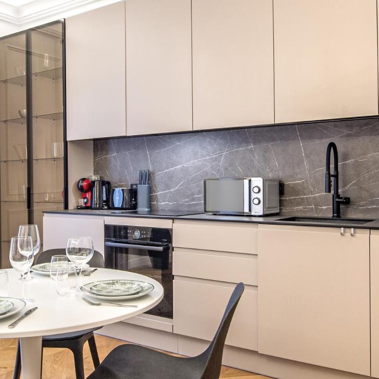 2mn Monaco - Rénovation Luxe - CU - Appartement 1 Chambre - 2