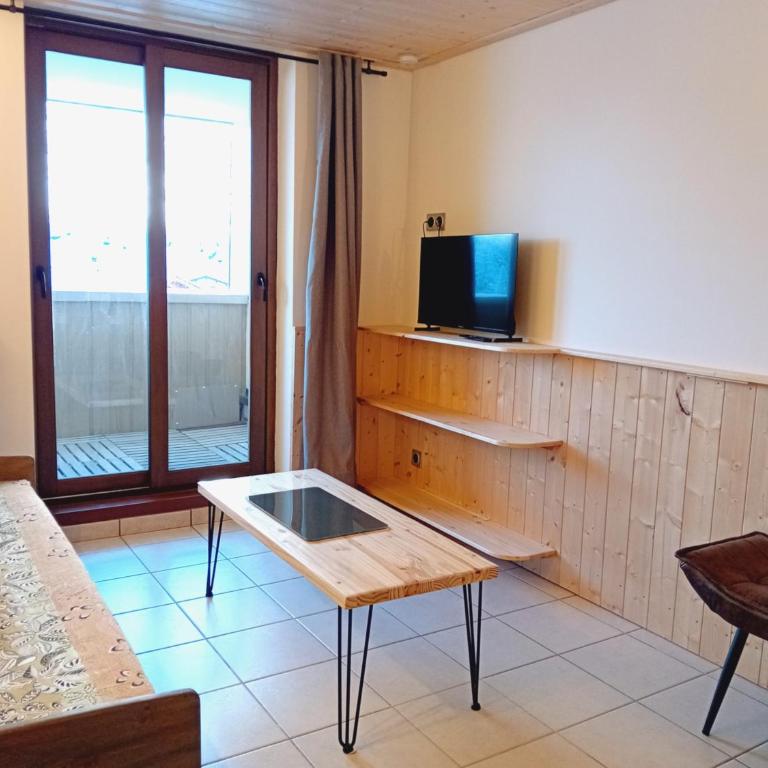 Terrasses F 002 - PARC NAT VANOISE appart 4 pers - Appartement avec Balcon - 4
