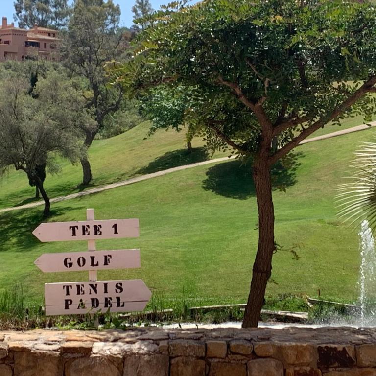 El Soto de Marbella Onsite Golf-Tennis-Padel-Gym GF 2 Bed 2 Bath Apartment P2B-P14 - Apartamento con vistas a las montañas - 9