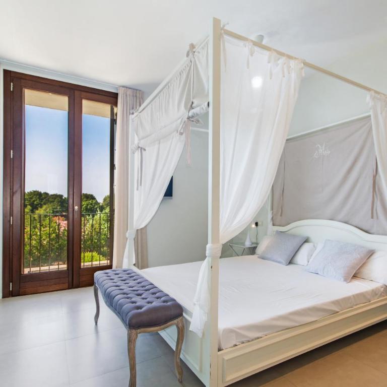 Villa Gran Barcares for 16 by BeBreeze - Villa con piscina privada - 28
