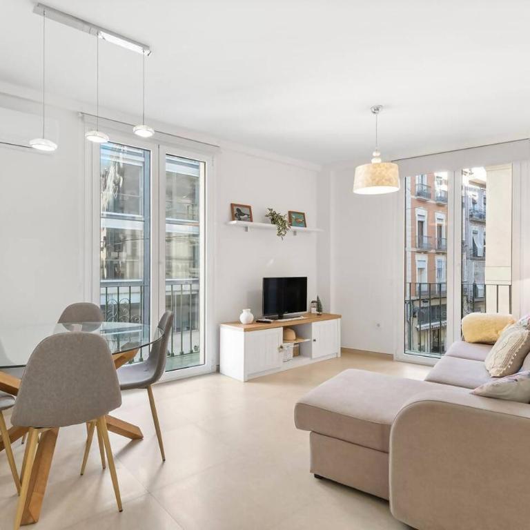 LovelyLofts Ayuntamiento - Two-Bedroom Apartment - 1