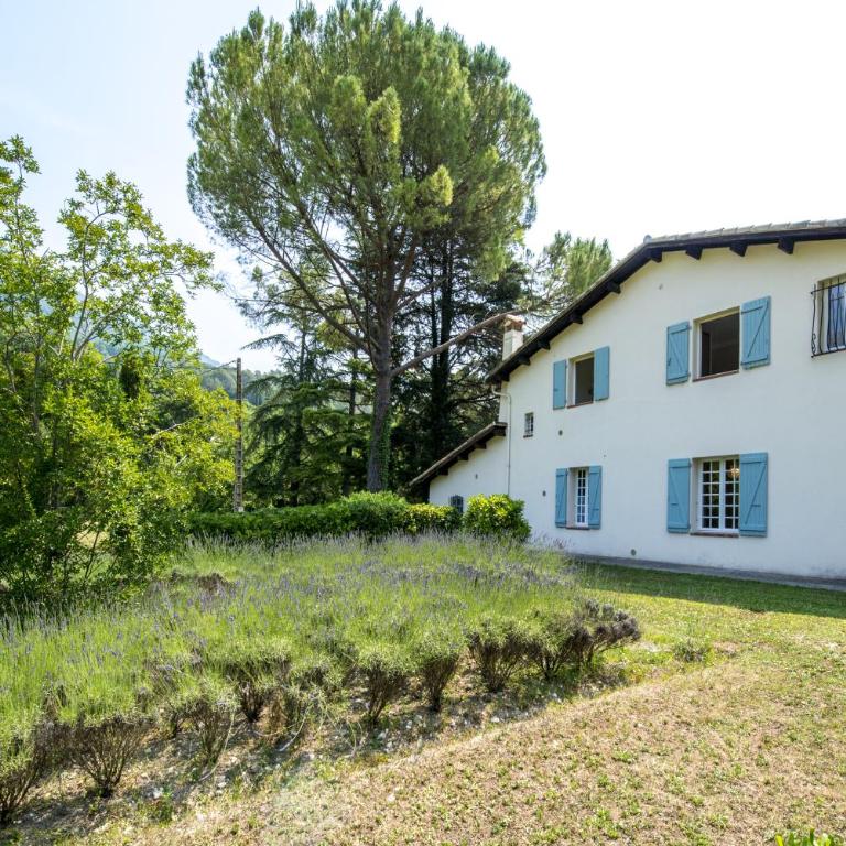 Spacious villa in Tourrettes-sur-Loup with Private Lake access Sleep 16 - Villa - 6