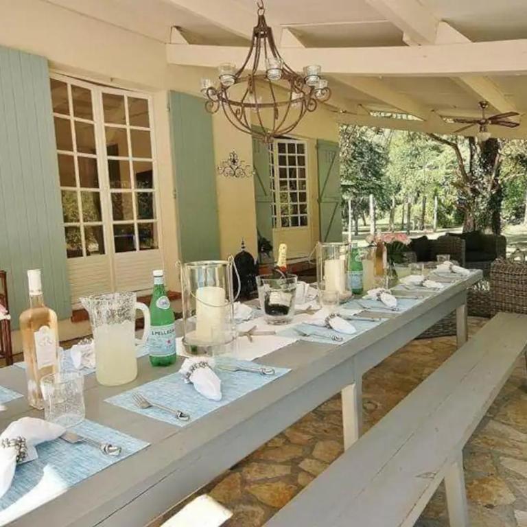 Spacious villa in Tourrettes-sur-Loup with Private Lake access Sleep 16 - Villa - 18