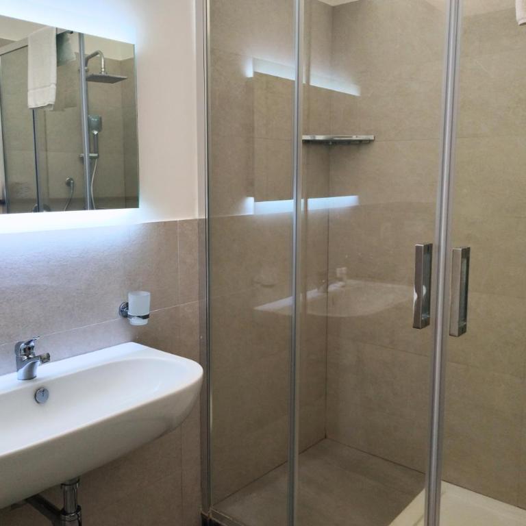 Home De Curtis - Appartamento con 3 Camere da Letto - 32