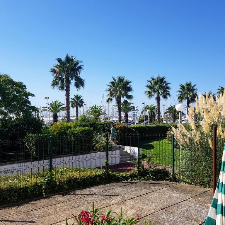 Grand T2 Ensoleillé 47m2 3 Etoiles - Apartamento de 1 dormitorio - 28