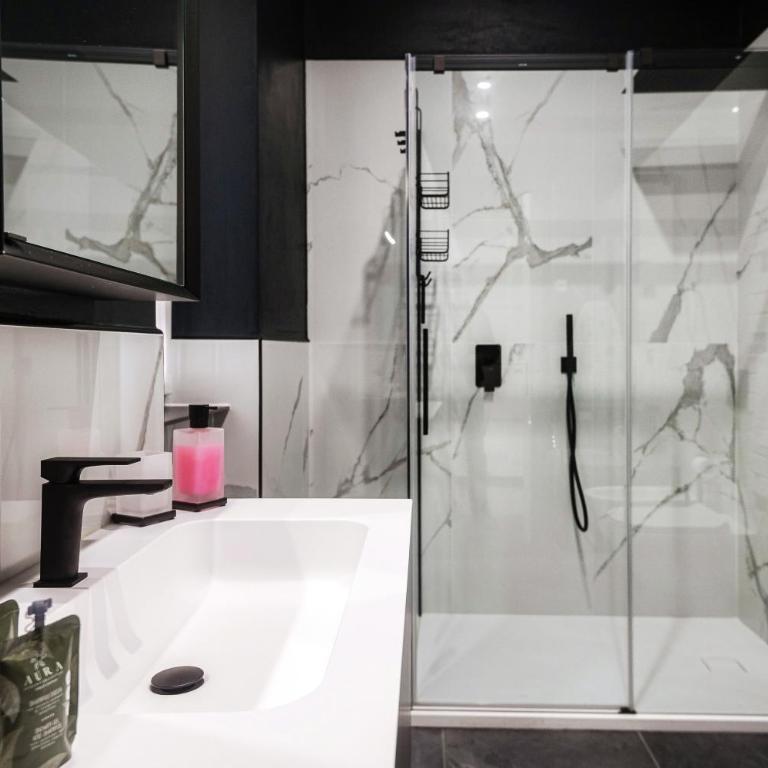 Appartamento Breva - Downtown Como - Jacuzzi and garden - Appartamento con 1 Camera da Letto - 11