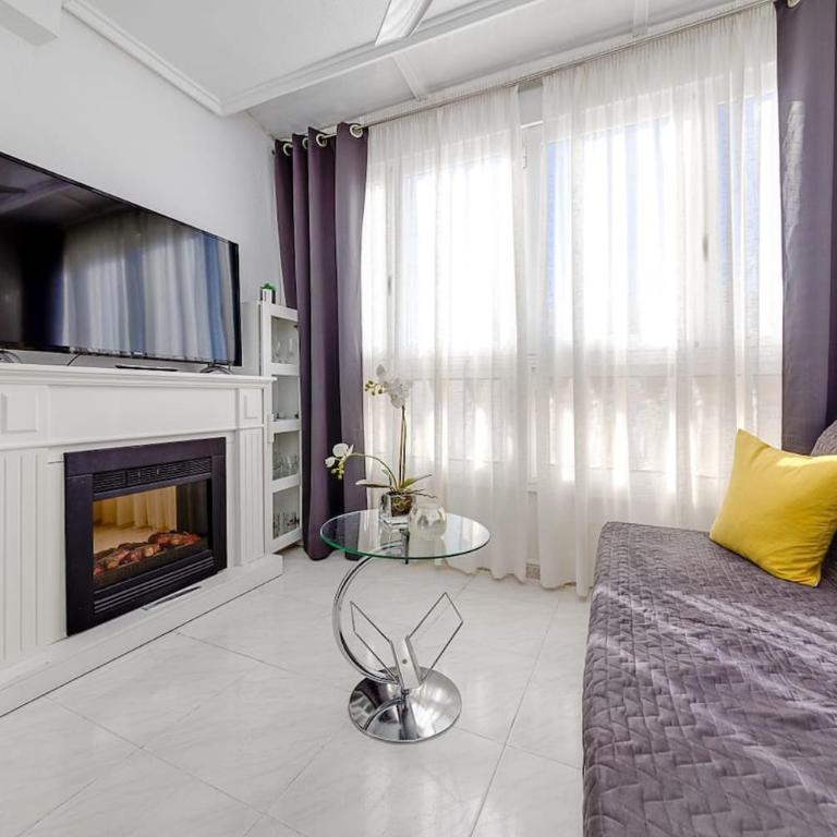 Holiday Penthouse Duplex-Torrevieja, close to the beach - Two-Bedroom Apartment - 6