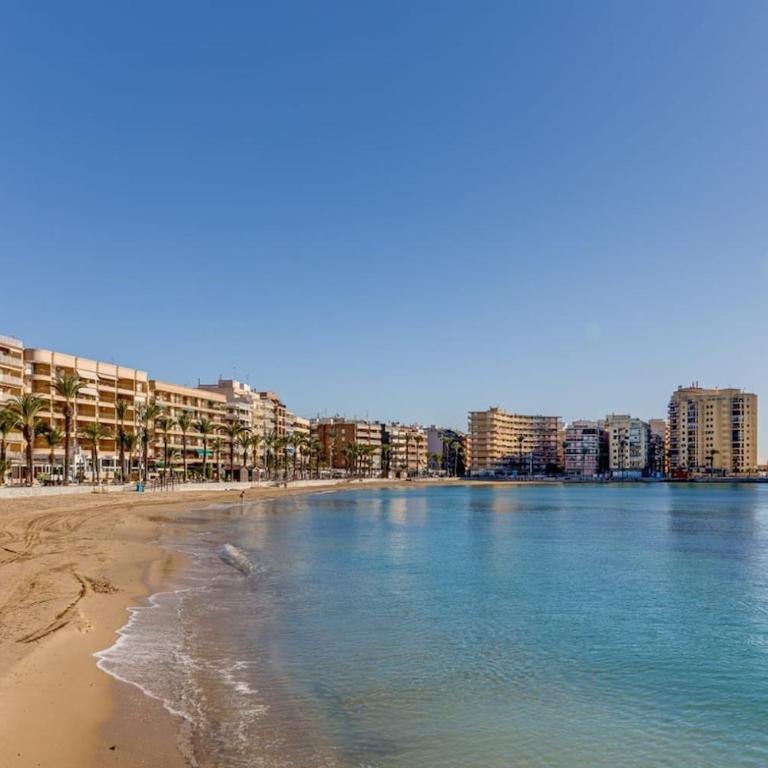 Holiday Penthouse Duplex-Torrevieja, close to the beach - Two-Bedroom Apartment - 41