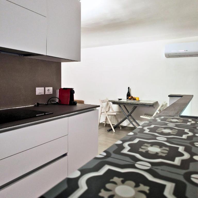 Home De Curtis - Appartamento con 1 Camera da Letto - 3