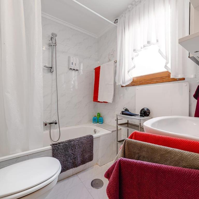 Holiday Penthouse Duplex-Torrevieja, close to the beach - Two-Bedroom Apartment - 23