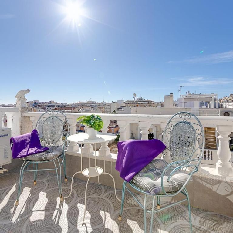 Holiday Penthouse Duplex-Torrevieja, close to the beach - Two-Bedroom Apartment - 1