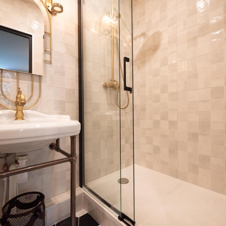 Monsieur Montmartre - Moulin Rouge Residence - Apartamento Estudio con cama grande - 2