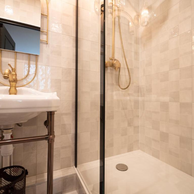 Monsieur Montmartre - Moulin Rouge Residence - Apartamento Estudio con cama grande - 3