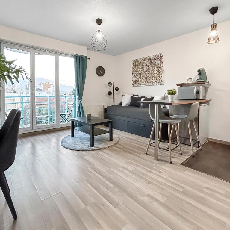 Studio Lumineux Vue Montagne - Studio - 10