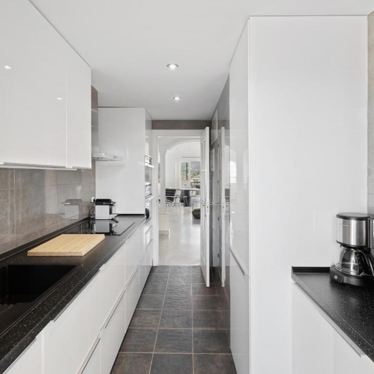 Unmatched Location, Breathtaking Views, Garage - Two-Bedroom Apartment with Terrace and Sea View - 10