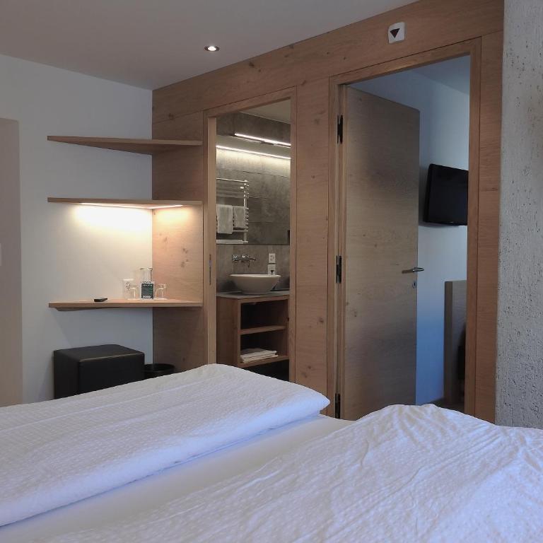 Hotel Spöl Restaurant - Vierbettzimmer - 1