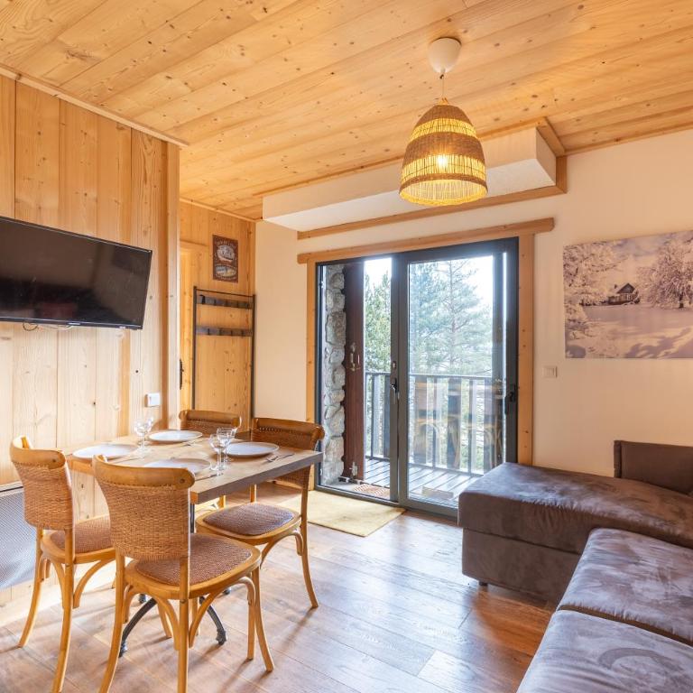 Les Cariolettes - Vue montagne et jardin - One-Bedroom Apartment - 5