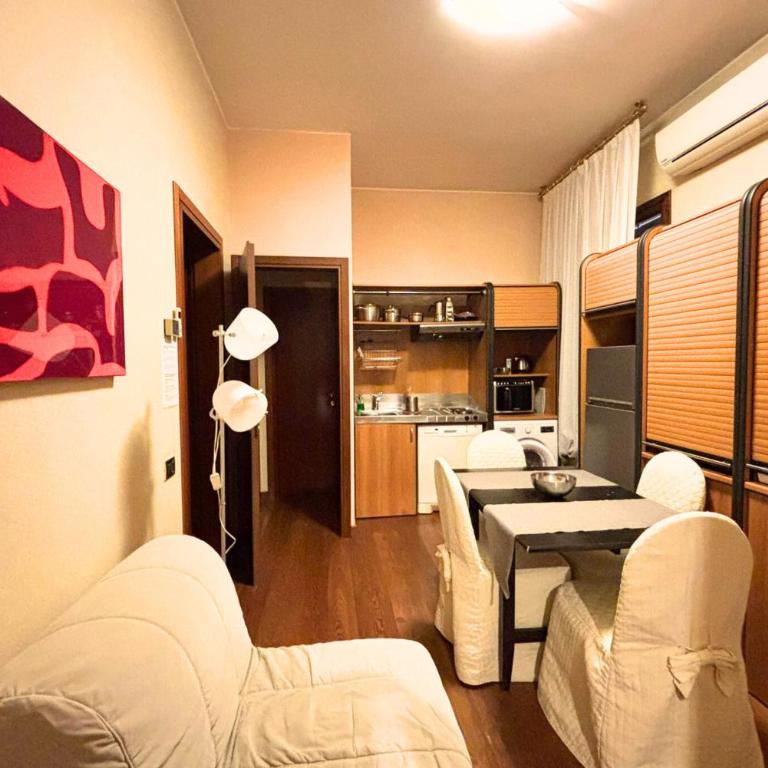 Residence La Fenice - Appartamento con 2 Camere da Letto - 2