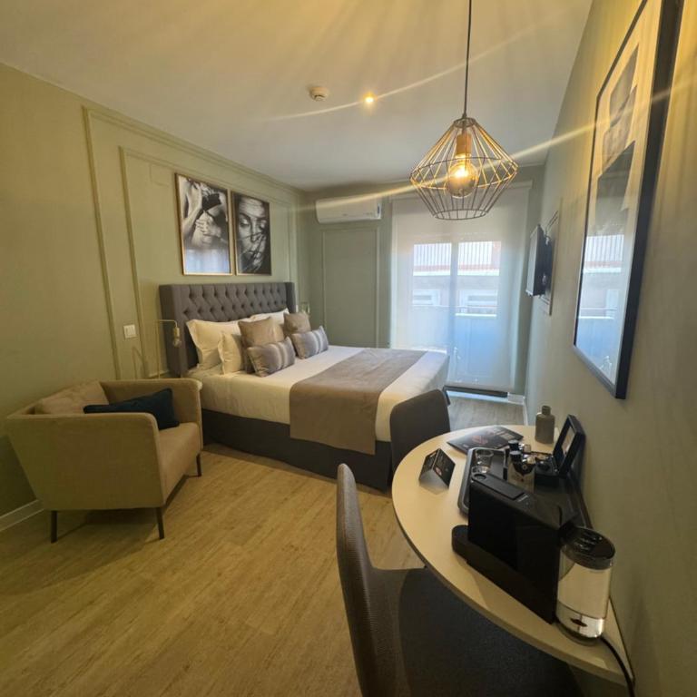 L&H La Latina Selection - Deluxe Double Room - 21