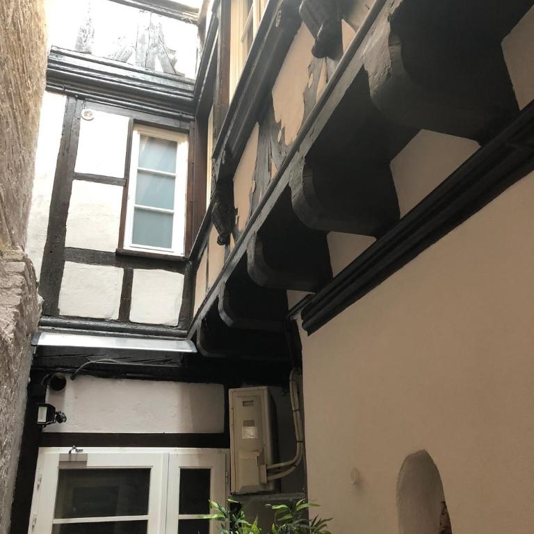 Carpe Diem Home - Two-Bedroom Apartment L'Opera du Rhin - First Floor - 5