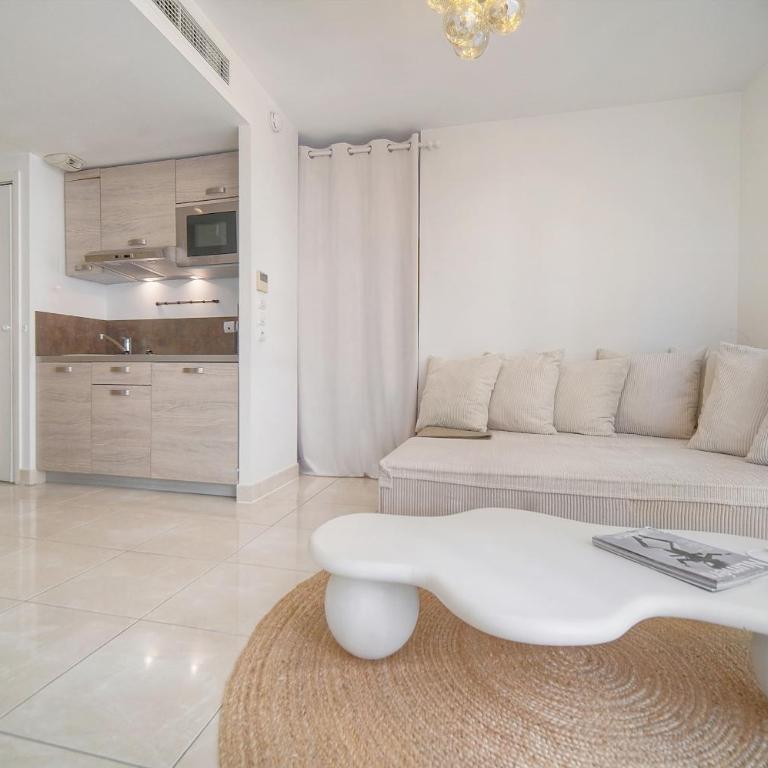 Superbe Studio TERRASSE-PARKING proche CROISETTE A0B200 - Studio avec Balcon - 14