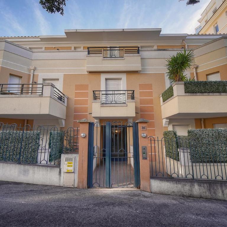 Superbe Studio TERRASSE-PARKING proche CROISETTE A0B200 - Studio avec Balcon - 30