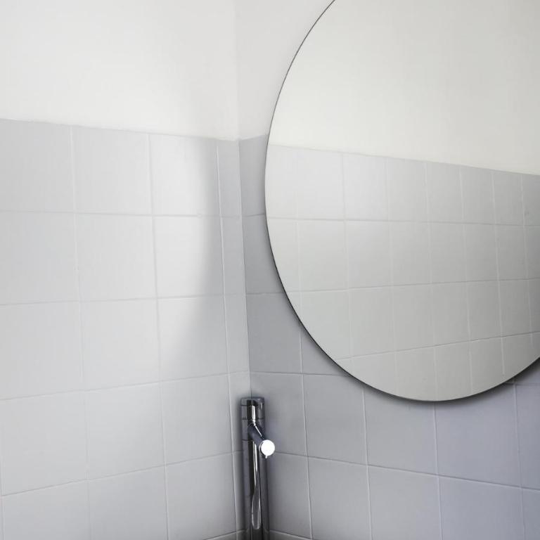 Un APPARTAMENTO AL MARE 2 - Appartamento con 2 Camere da Letto e Balcone - 45