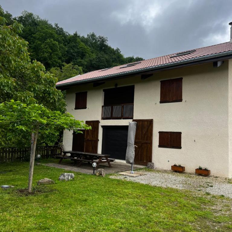 Gite La Grange sur les Bois - Maison 5 Chambres - 22