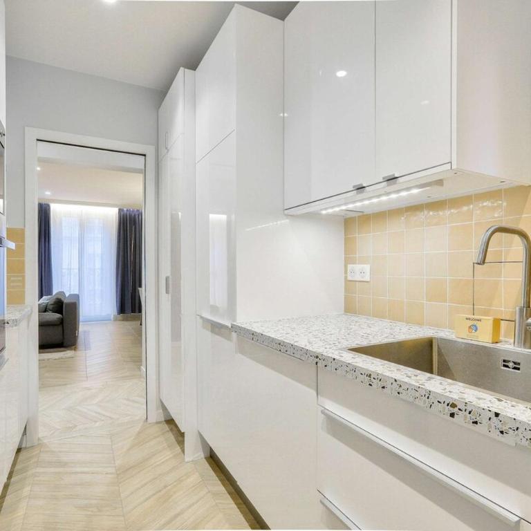 Stylish and New 2BR Flat in the Heart of Paris - Two-Bedroom Apartment - 11