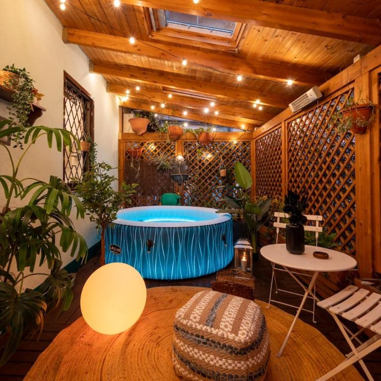 LoveLoft Private Jacuzzi & Relax Duomo - AC WiFi - Appartamento con 1 Camera da Letto - 10