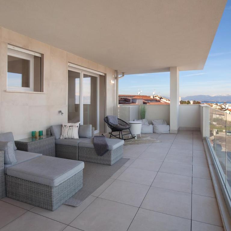 Perla Garda Lake Apartment With Pool - Appartamento con 2 Camere da Letto e Balcone - 18