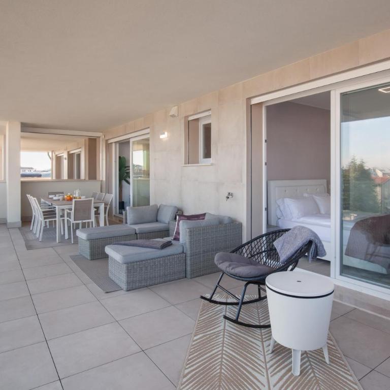 Perla Garda Lake Apartment With Pool - Appartamento con 2 Camere da Letto e Balcone - 17