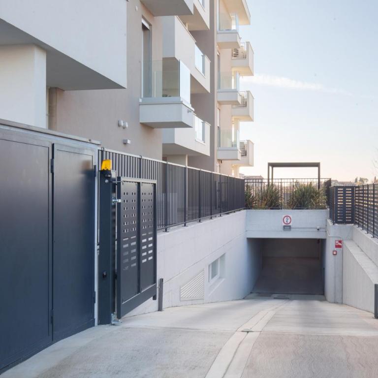 Perla Garda Lake Apartment With Pool - Appartamento con 2 Camere da Letto e Balcone - 28