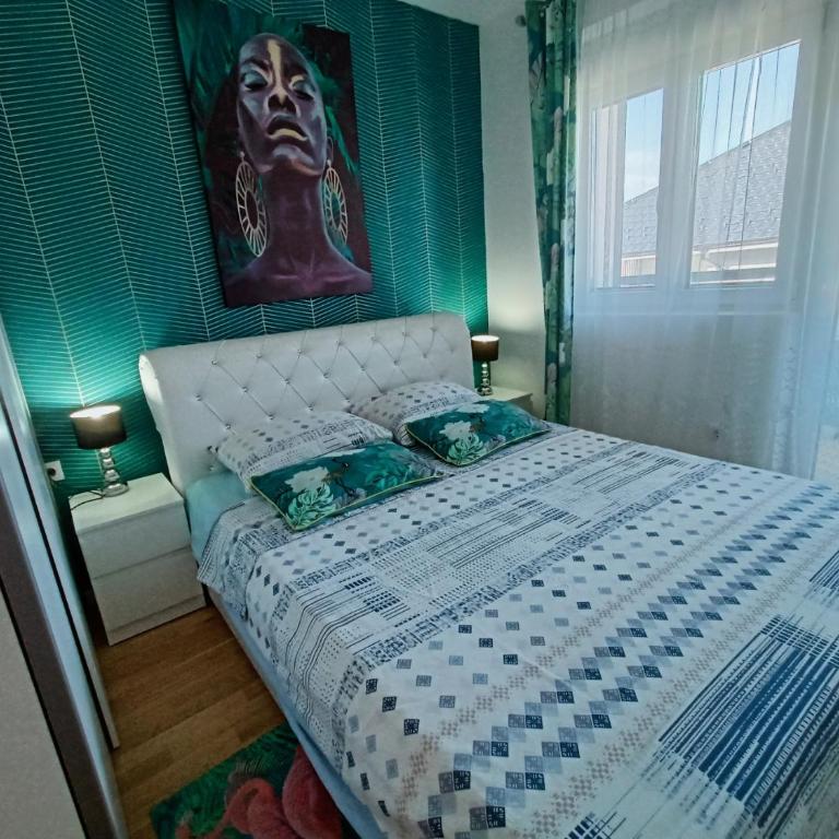 OPERA LUX APARTMENTS Green Hill - Relax & Free Parking - Deluks Apartman - 95