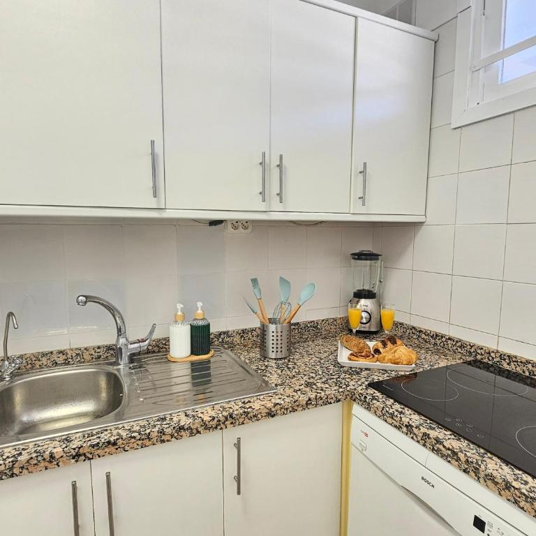 NEW NEVERENDING SEAVIEW APARTMENTS, Achacay, Los Cristianos, Tenerife - Apartamento de 2 dormitorios - 73