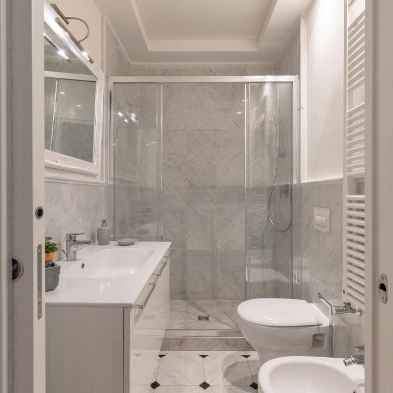 Florence Design apartment with large terrace - Appartamento con 2 Camere da Letto e Terrazza - 35