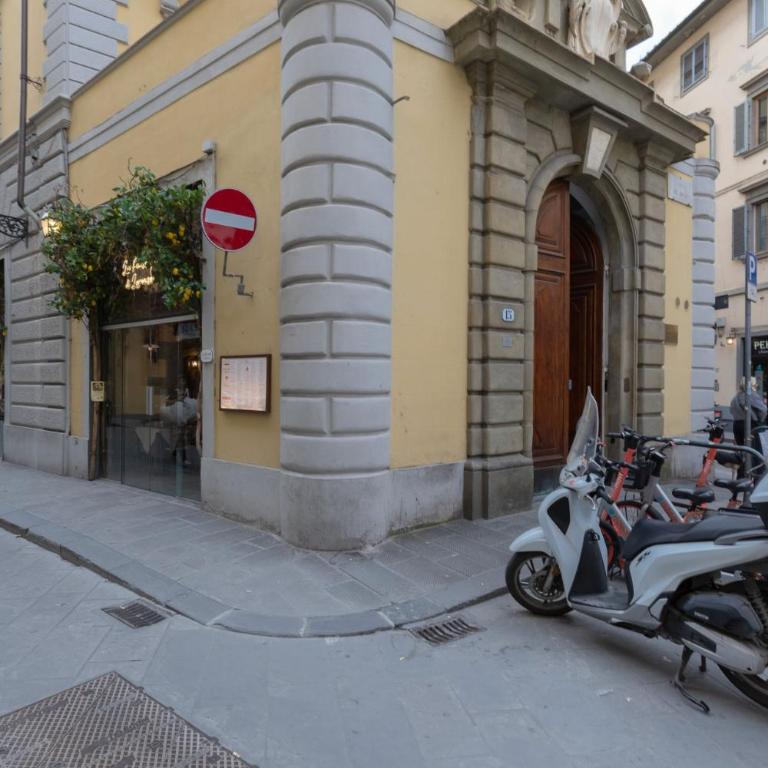 Florence Design apartment with large terrace - Appartamento con 2 Camere da Letto e Terrazza - 50