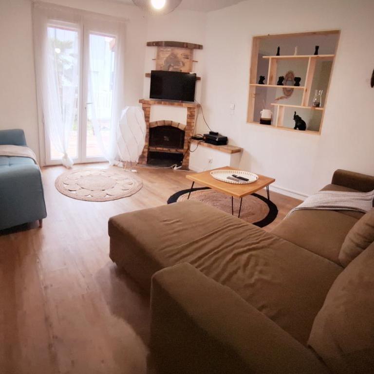 Maison Centre ville avec Jacuzzi - Maison 2 Chambres - 7