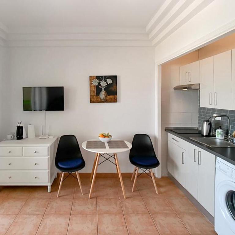 Orlando Suite Fanabe Beach - One-Bedroom Apartment - 18