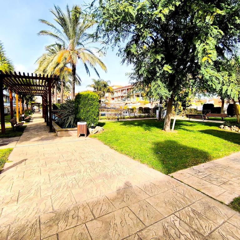 Port Marino II - Bajo - Apartamento de 3 dormitorios - 25