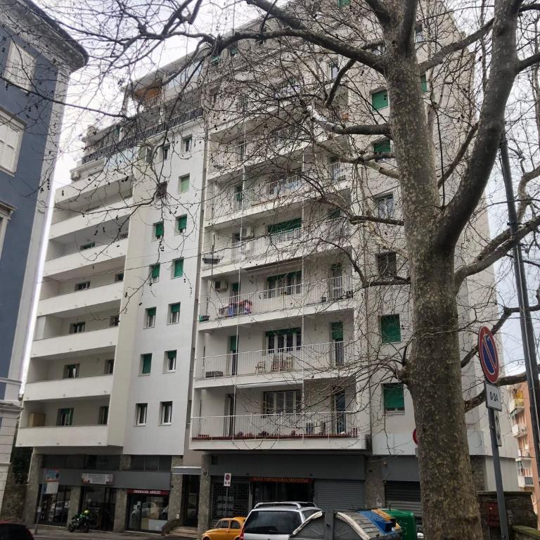Vicino al Centro - Appartamento con 2 Camere da Letto - 23